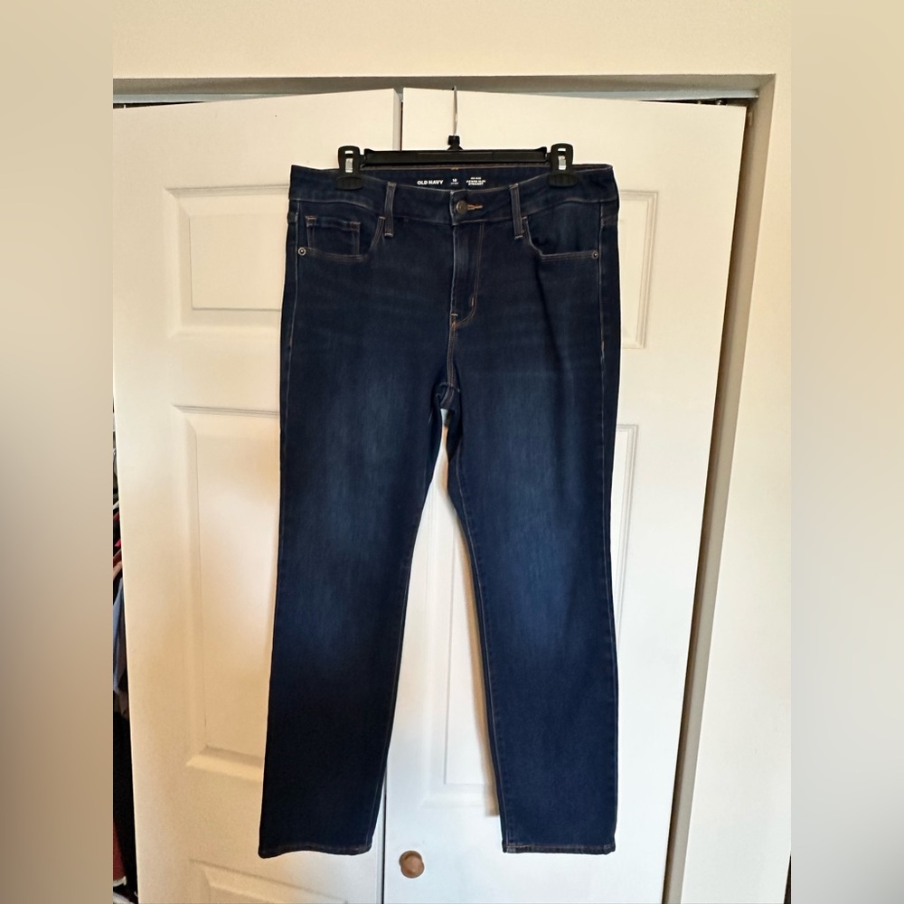 Old Navy Mid-Rise Power Slim Straight Jeans 10 S - Picture 5 of 6